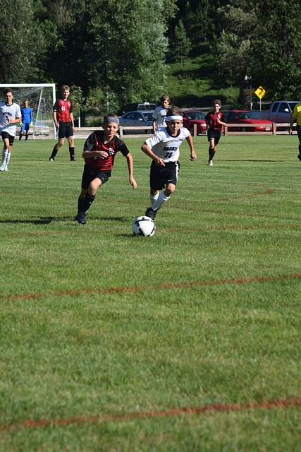 不同球队却 不同球队却